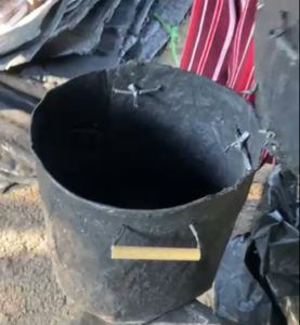 attached lid and handle