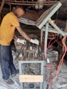 placing the mold to make roof